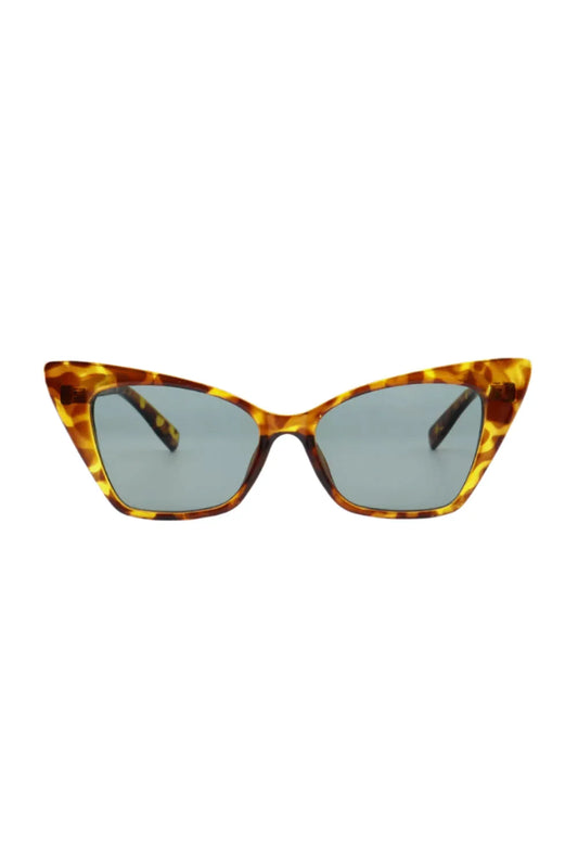 Cat Eye Frame Sunglasses - Liss & Lex