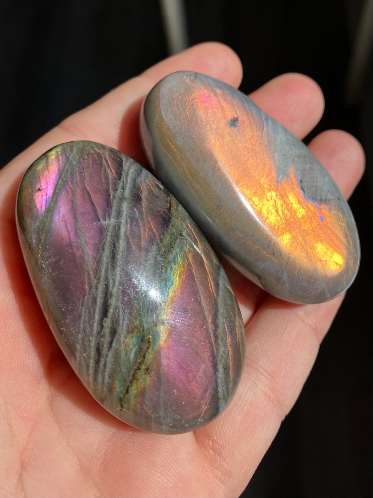 Labradorite Palm Stone – Gold, Purple, & Pink Flash, Intuitive Pick - Liss & Lex